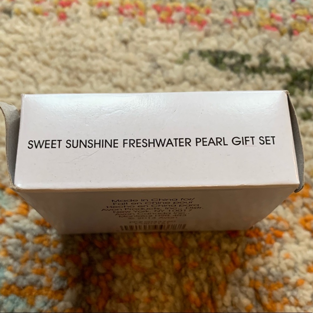 AVON Sweet Sunshine Freshwater Pearl Gift Set - Picture 2 of 7
